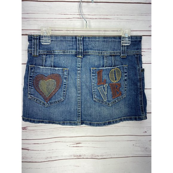 Bubblegum‎ Juniors Size 5/6 Distressed Denim Blue Jean Boho Mini Skirt - Picture 2 of 8